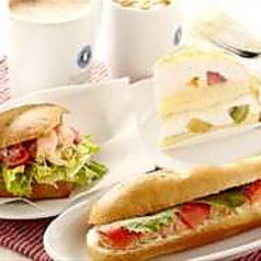 エクセルシオール カフェ EXCELSIOR CAFFE 東京オペラシティ店 初台駅ランチ